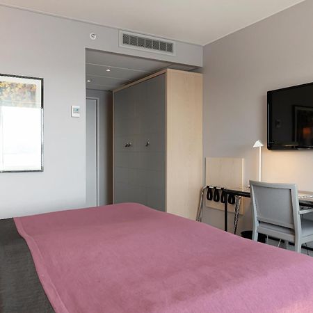 Elite Plaza Oernskoeldsvik Hotel Bagian luar foto
