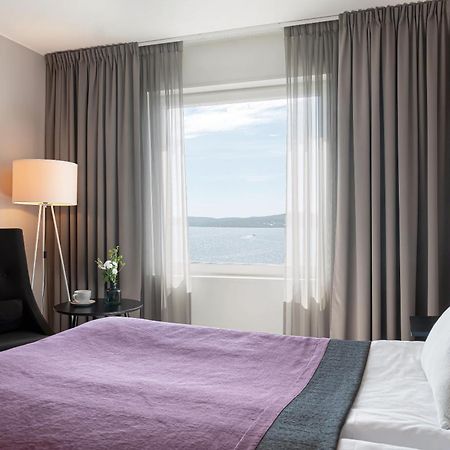 Elite Plaza Oernskoeldsvik Hotel Bagian luar foto