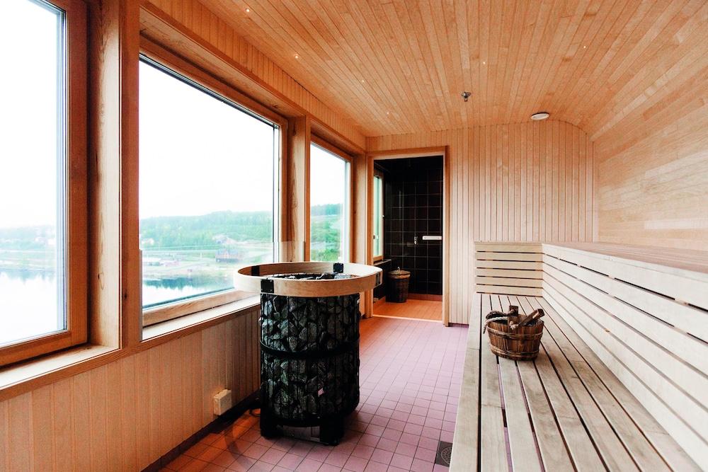 Elite Plaza Oernskoeldsvik Hotel Bagian luar foto