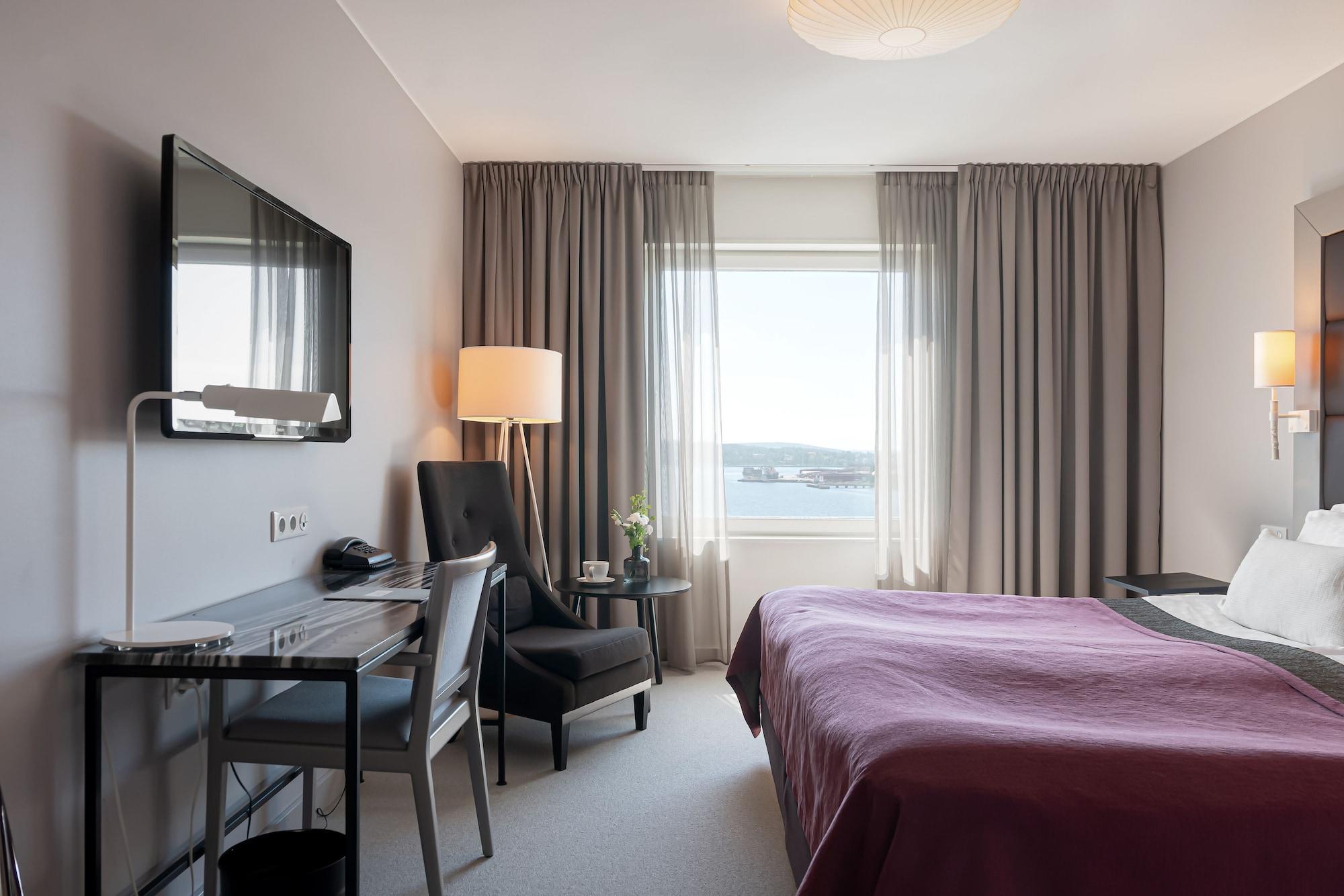 Elite Plaza Oernskoeldsvik Hotel Bagian luar foto