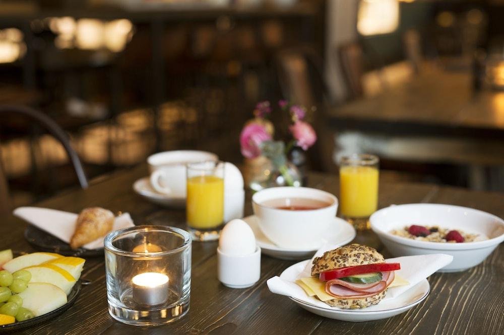 Elite Plaza Oernskoeldsvik Hotel Bagian luar foto